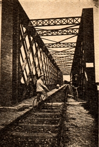 Il ponte della ferrovia sul Panaro, costruito nel 1898